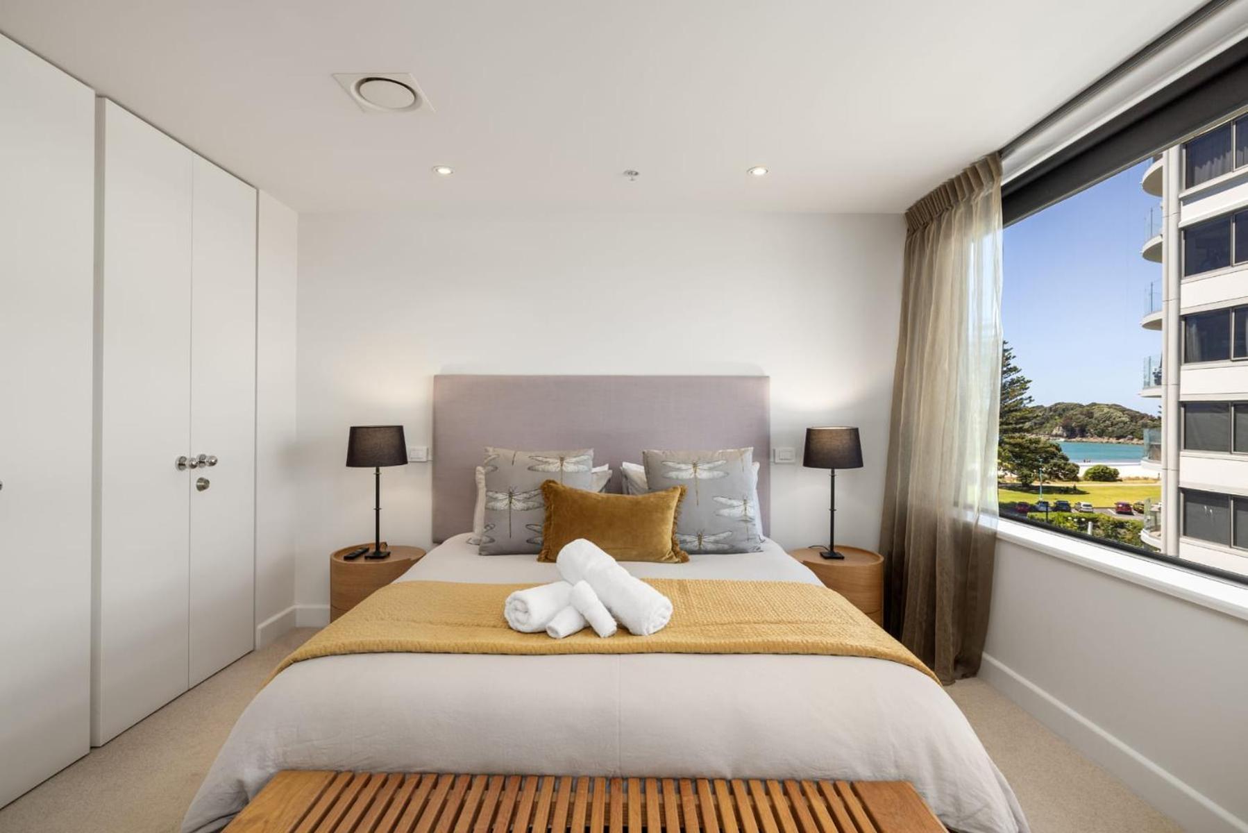 Luxury Ocean & Harbour Views - Heated Pool, Main Beach & Gym Mount Maunganui Exterior foto
